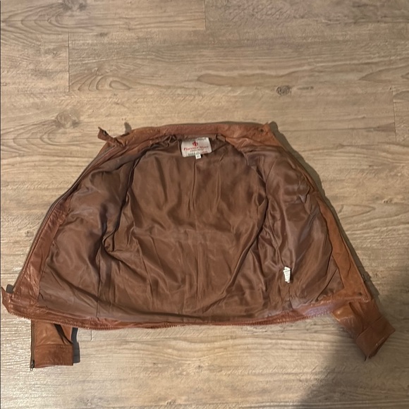 Italian Leather Jacket - Picture 3 of 4